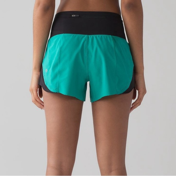 Lululemon Smooth Stride Short High Rise, 3.5” - Picture 2 of 10